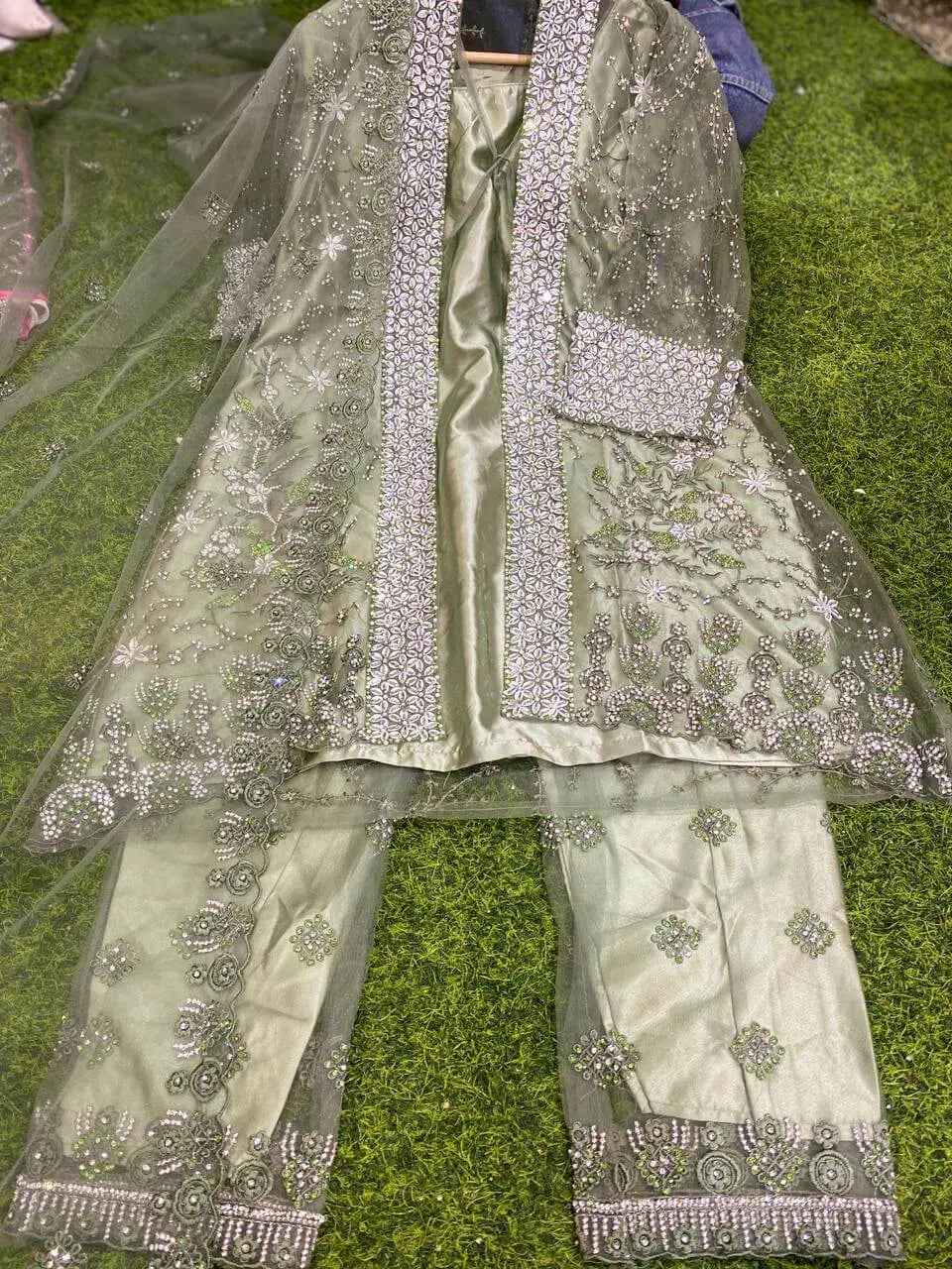 ✨ Elegant Shrug Alina Cut Party Wear with Pant