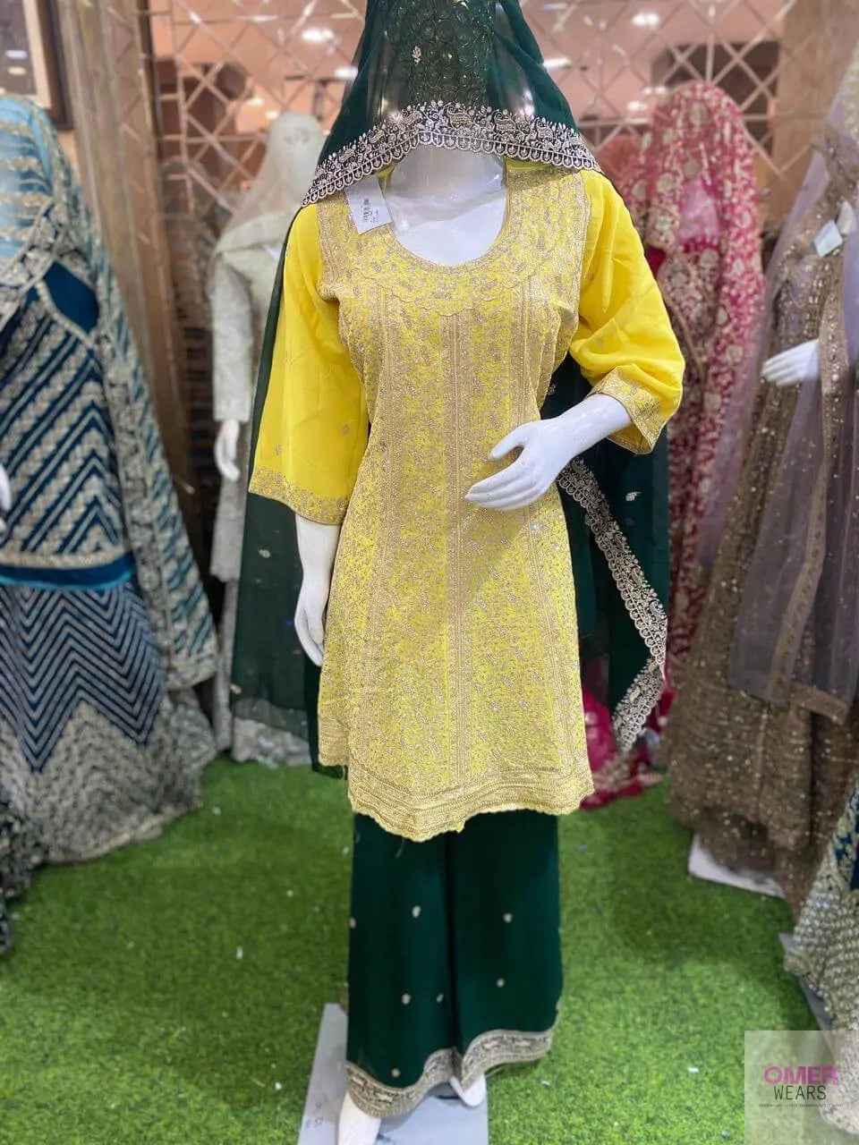 Traditional Pakistani Suit with Dupatta – Bridal & Party Wear ✨