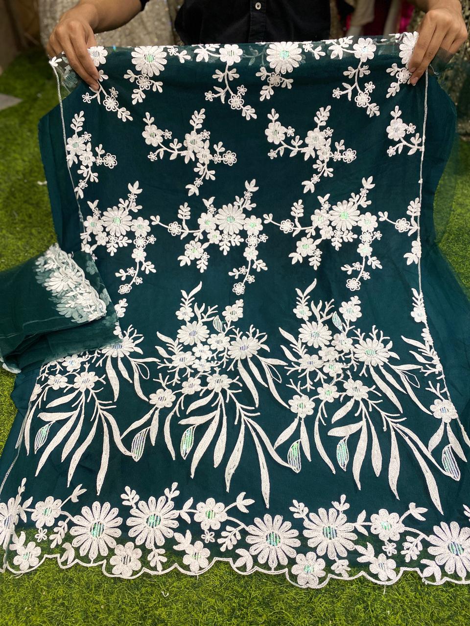 PAKISTANI SUIT WITH DUPATTA UNSTICHED
