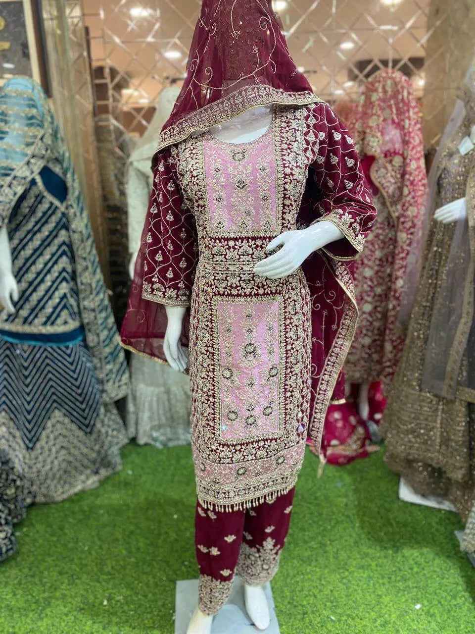 Traditional Pakistani Suit with Dupatta – Bridal & Party Wear ✨