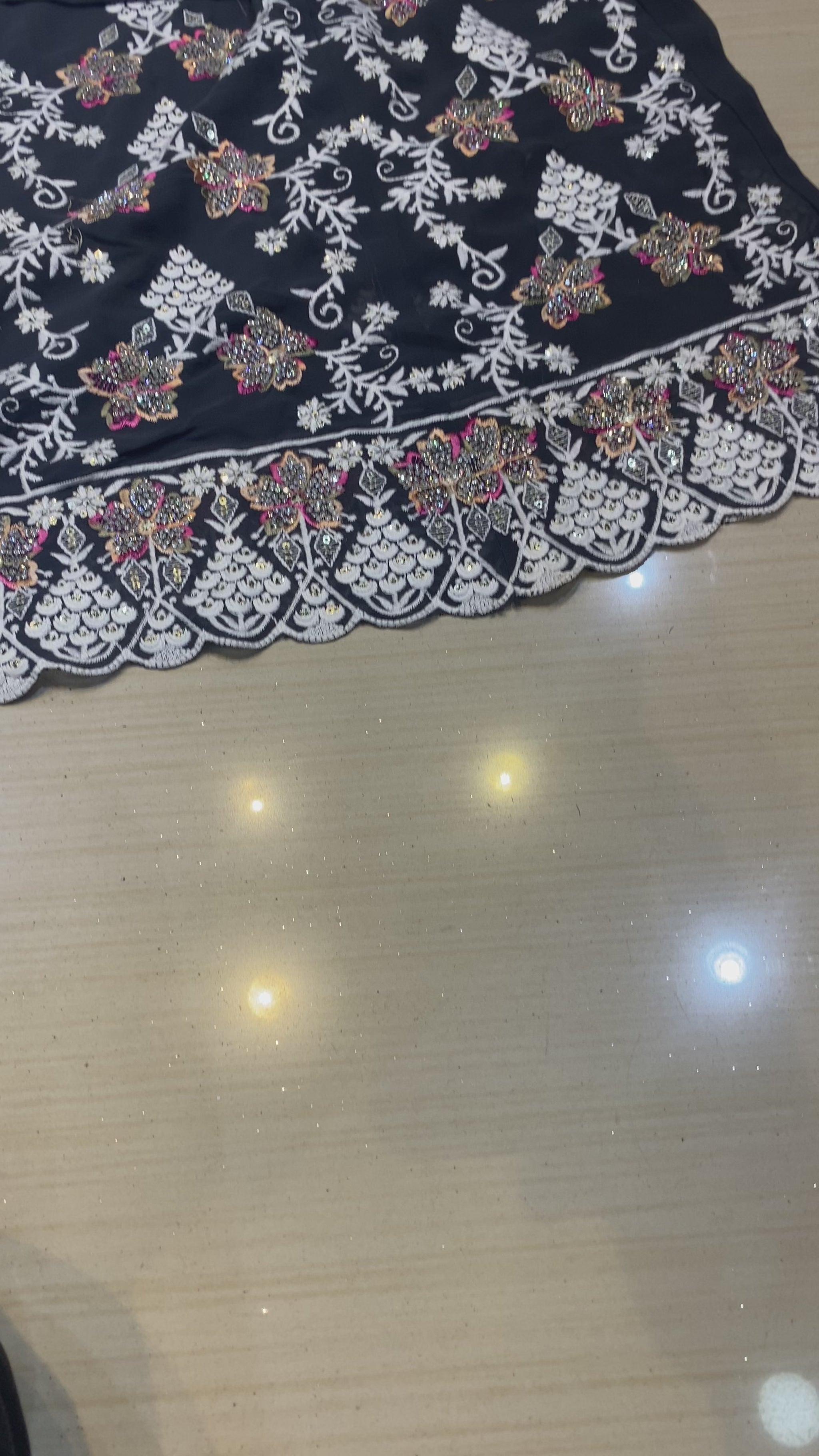 #OmerWears #WomensFashionIndia #HyderabadFashion #EthnicWearForWomen #BridalCouture #PakistaniSuits #PartyWearDresses #CoOrdSets #LuxuryEthnicWear #IndianDesignerWear #FestiveOutfits #WeddingSeasonLook #ShopIndianStyle #Fashion2025