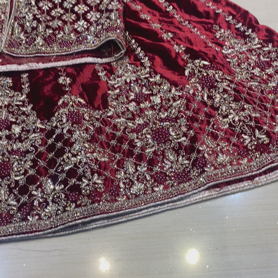 #OmerWears #WomensFashionIndia #HyderabadFashion #EthnicWearForWomen #BridalCouture #PakistaniSuits #PartyWearDresses #CoOrdSets #LuxuryEthnicWear #IndianDesignerWear #FestiveOutfits #WeddingSeasonLook #ShopIndianStyle #Fashion2025