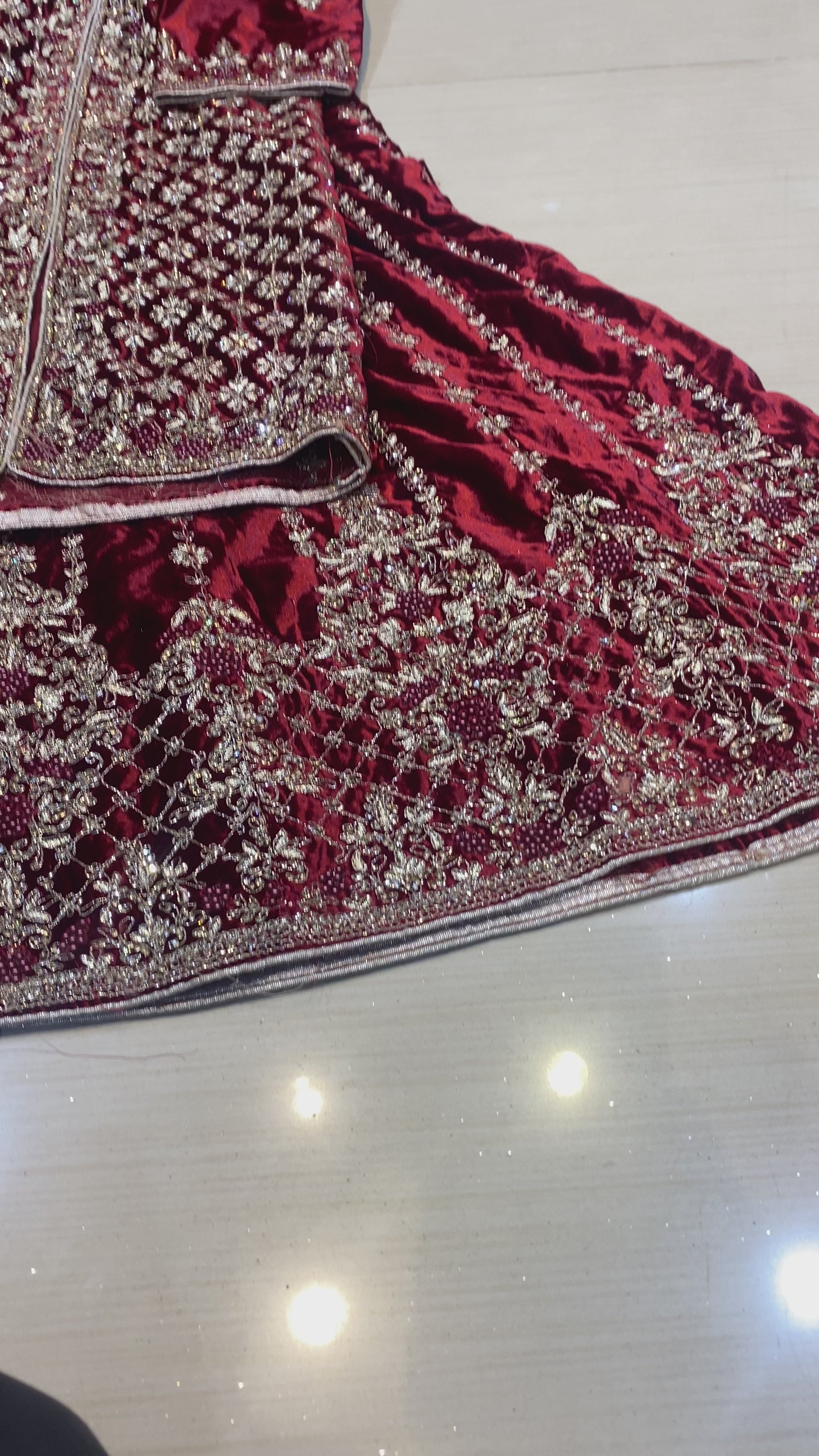 #OmerWears #WomensFashionIndia #HyderabadFashion #EthnicWearForWomen #BridalCouture #PakistaniSuits #PartyWearDresses #CoOrdSets #LuxuryEthnicWear #IndianDesignerWear #FestiveOutfits #WeddingSeasonLook #ShopIndianStyle #Fashion2025