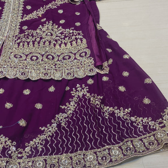 #OmerWears #WomensFashionIndia #HyderabadFashion #EthnicWearForWomen #BridalCouture #PakistaniSuits #PartyWearDresses #CoOrdSets #LuxuryEthnicWear #IndianDesignerWear #FestiveOutfits #WeddingSeasonLook #ShopIndianStyle #Fashion2025