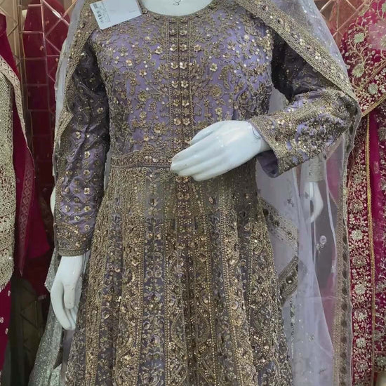 #OmerWears #WomensFashionIndia #HyderabadFashion #EthnicWearForWomen #BridalCouture #PakistaniSuits #PartyWearDresses #CoOrdSets #LuxuryEthnicWear #IndianDesignerWear #FestiveOutfits #WeddingSeasonLook #ShopIndianStyle #Fashion2025