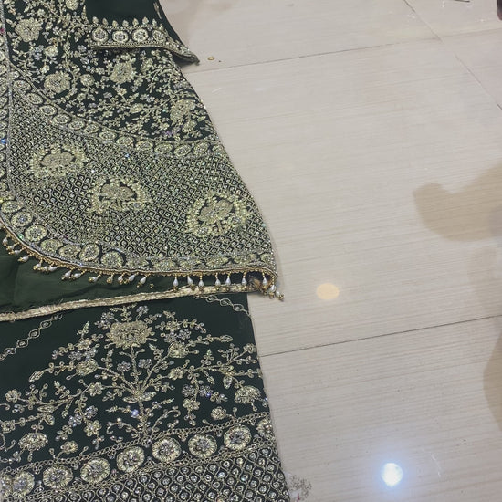 #OmerWears #WomensFashionIndia #HyderabadFashion #EthnicWearForWomen #BridalCouture #PakistaniSuits #PartyWearDresses #CoOrdSets #LuxuryEthnicWear #IndianDesignerWear #FestiveOutfits #WeddingSeasonLook #ShopIndianStyle #Fashion2025